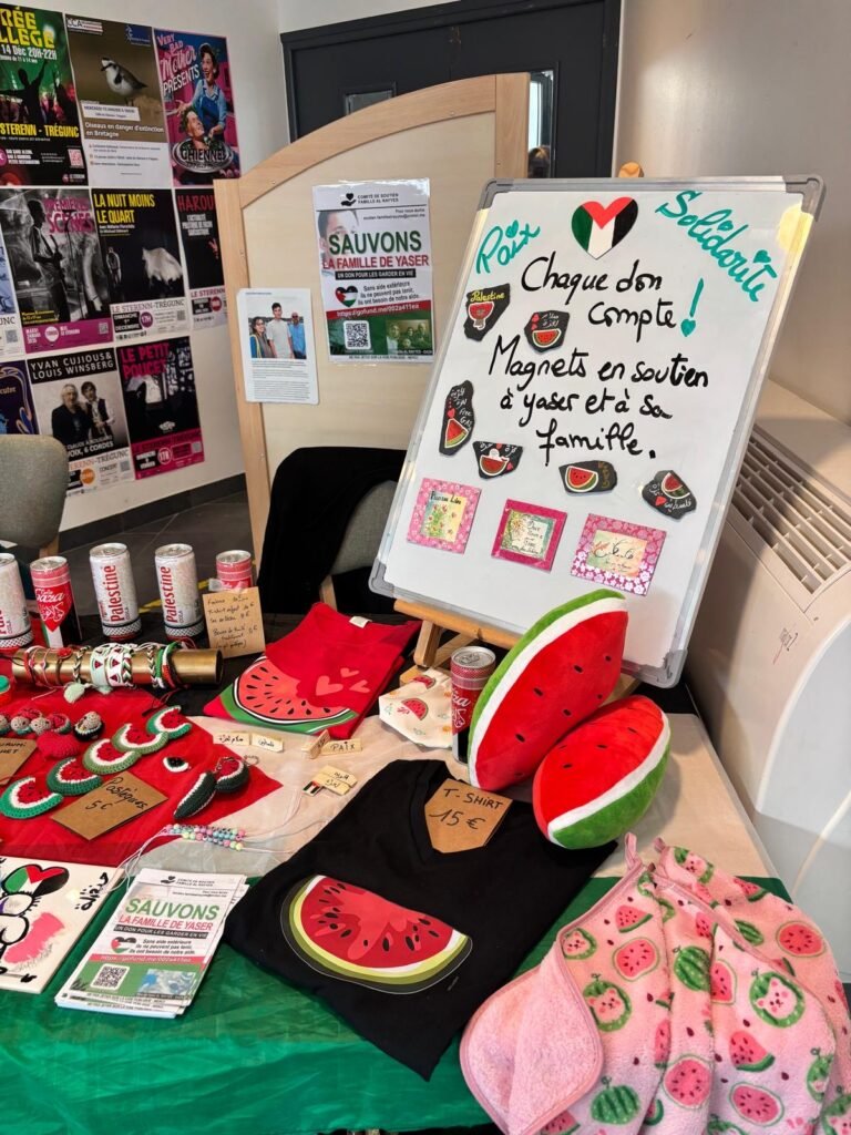 Solidarity stall hosted by the MJC community centre in Trégunc